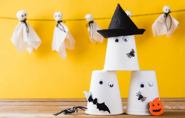 halloween dekoráció pohárból